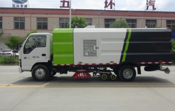 国六五十铃洗扫车